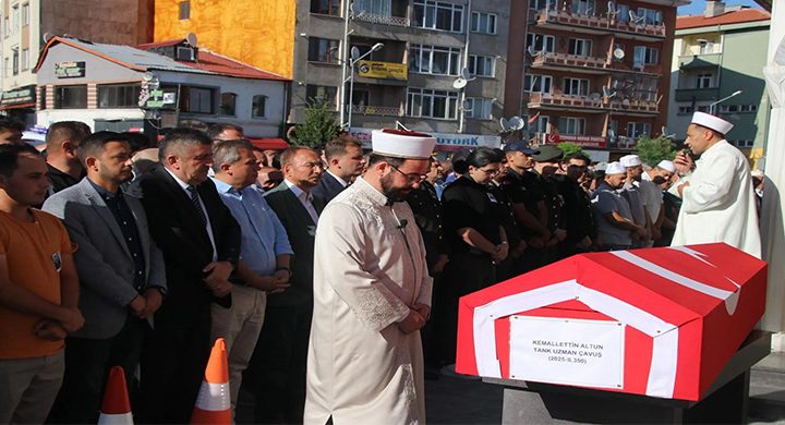 UZMAN ÇAVUŞ GEREDE’DE SON YOLCULUĞUNA UĞURLANDI