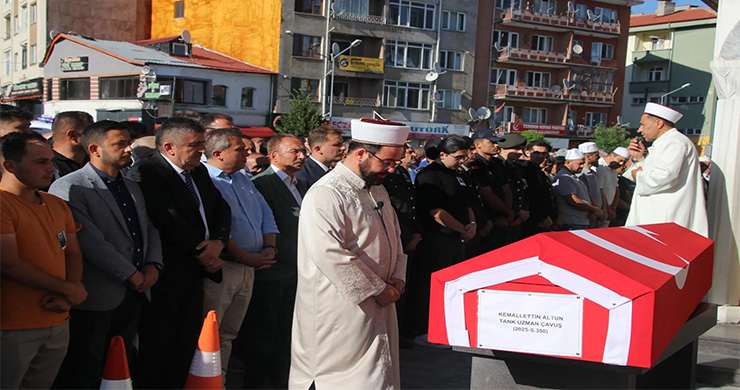 UZMAN ÇAVUŞ GEREDE’DE SON YOLCULUĞUNA UĞURLANDI
